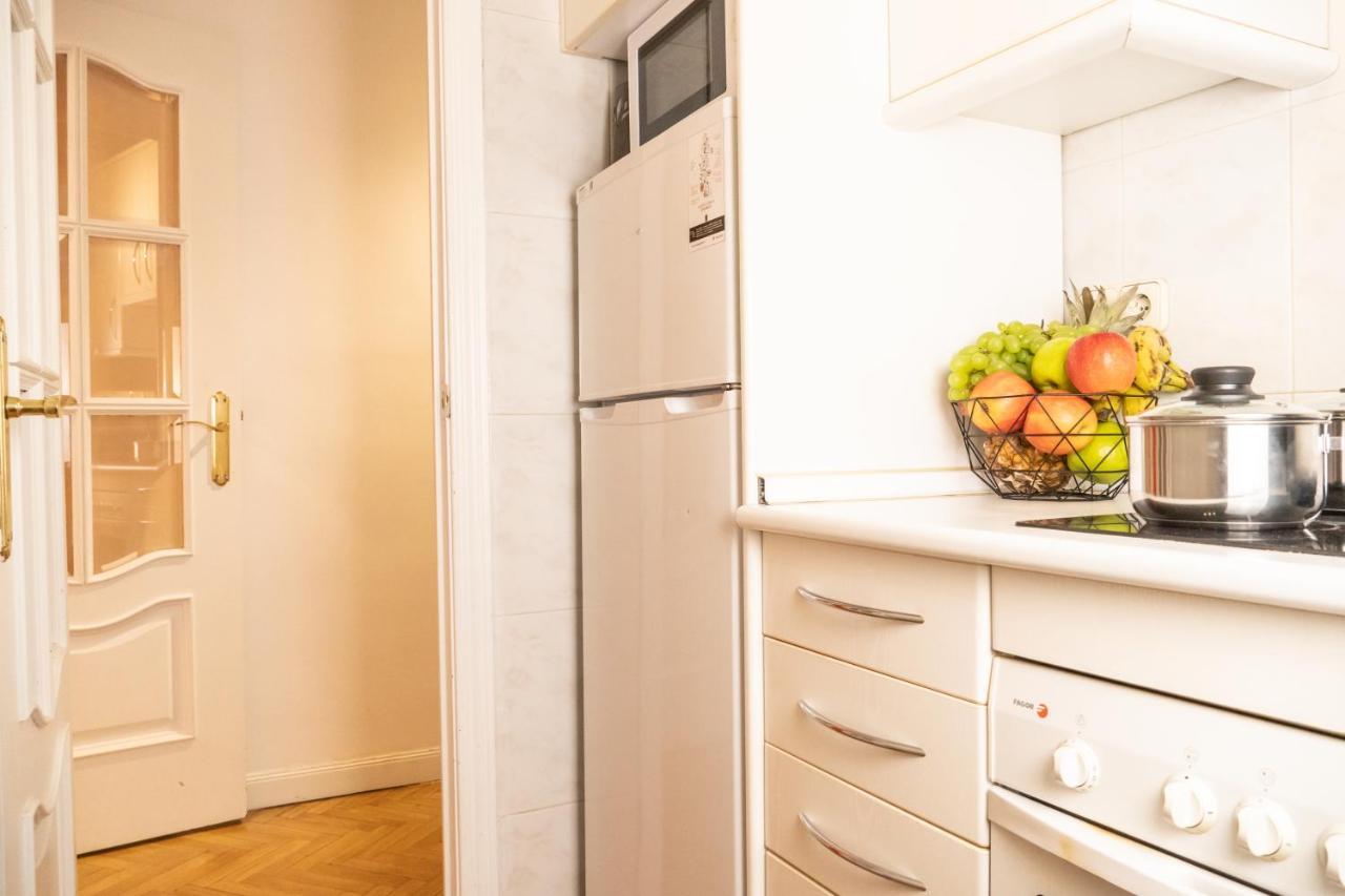 Апартаменты Gran Via Central Lovely Private Apt In The Heart Of Chueca Мадрид Экстерьер фото